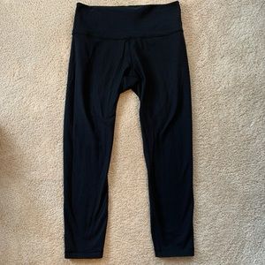 Wunder Under HR crop 23”